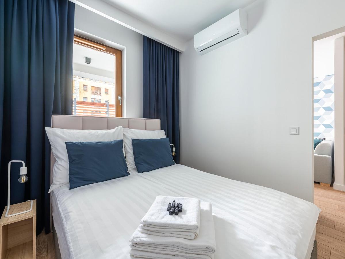 Yoursecondflat Grzybowska Metropoint วอร์ซอ ภายนอก รูปภาพ