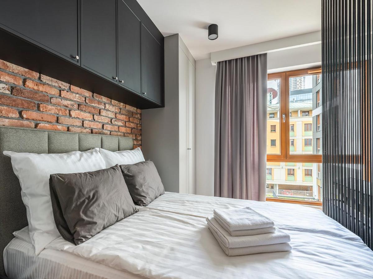 Yoursecondflat Grzybowska Metropoint วอร์ซอ ภายนอก รูปภาพ