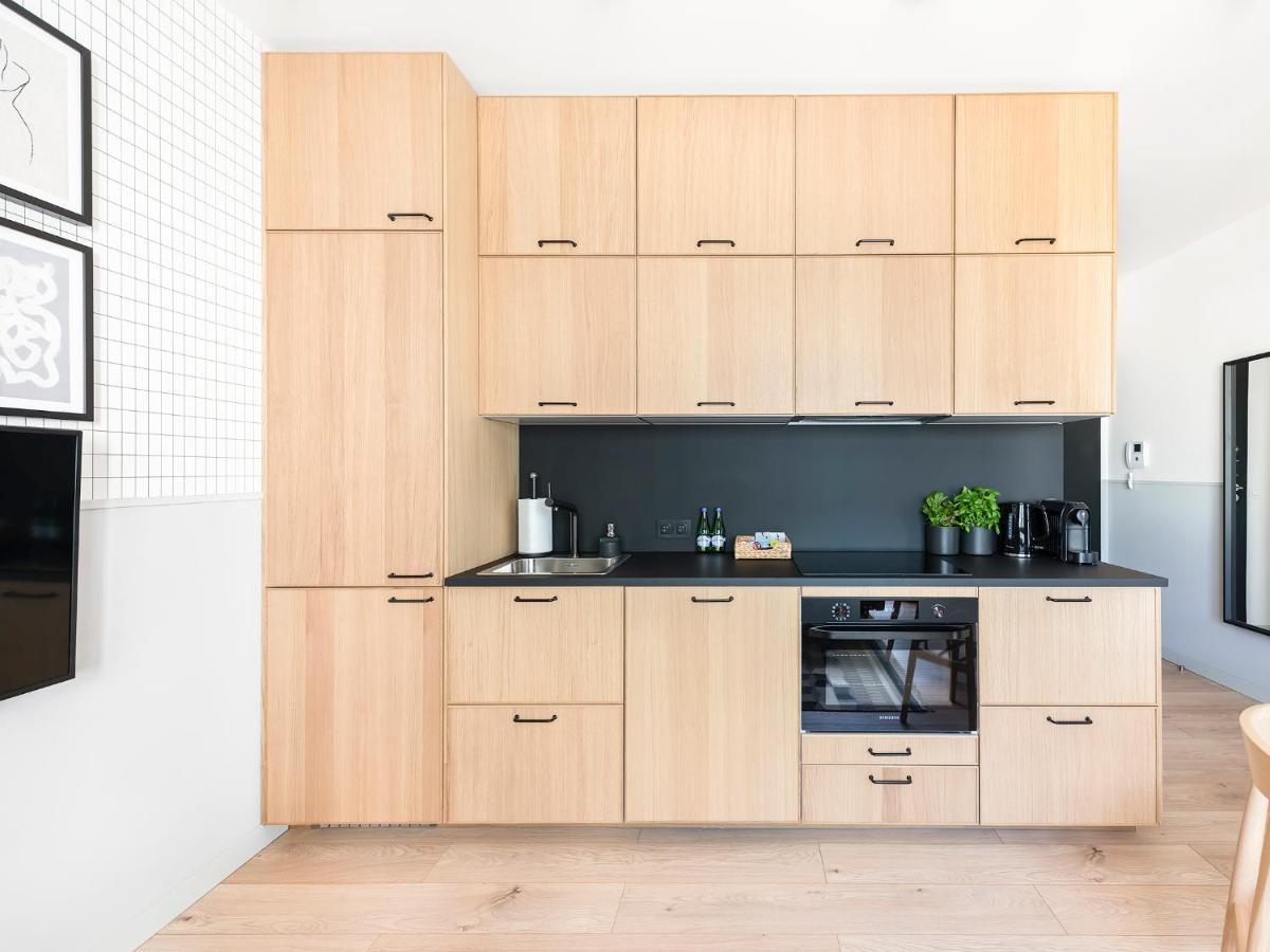 Yoursecondflat Grzybowska Metropoint วอร์ซอ ภายนอก รูปภาพ